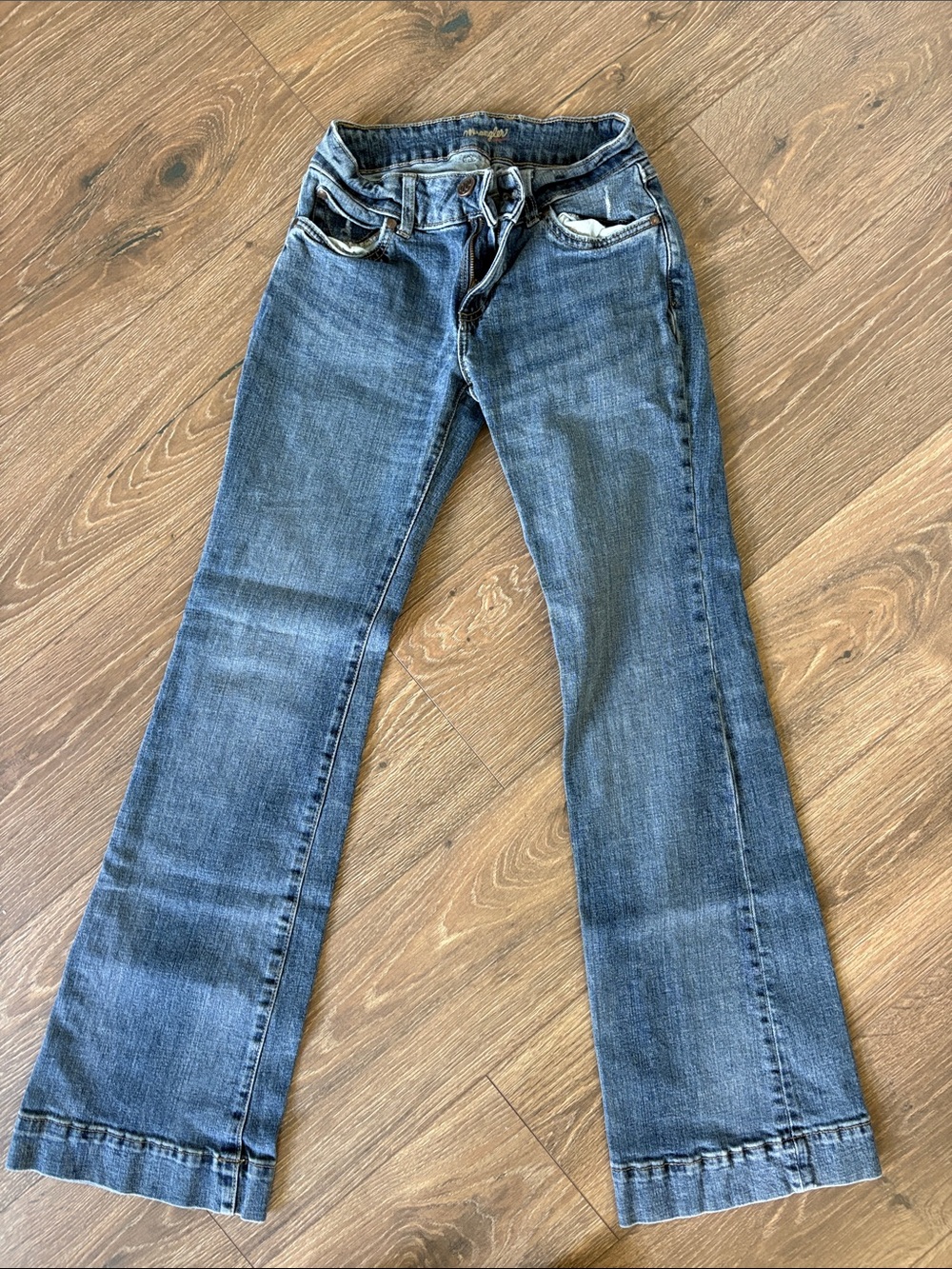 Wrangler Women's Medium Blue Flare Jeans